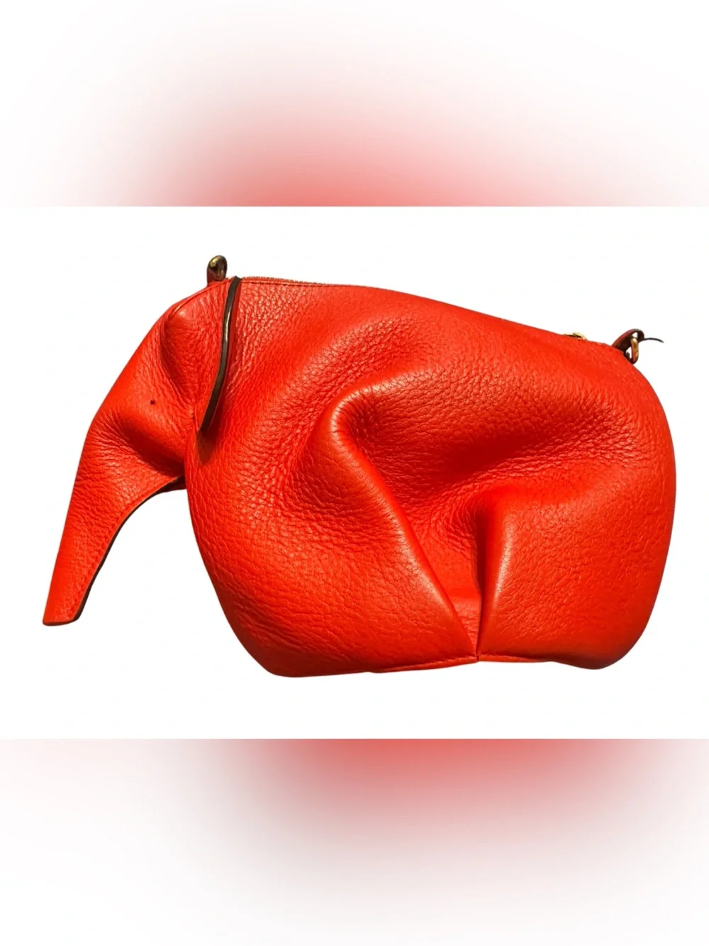 Loewe red Leather Elephant-Shaped purse